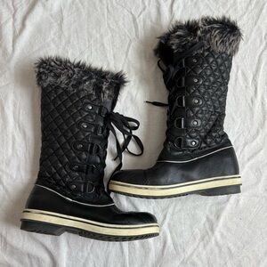 Y2K Black Quilted Waterproof Winter Boots with Faux Fur